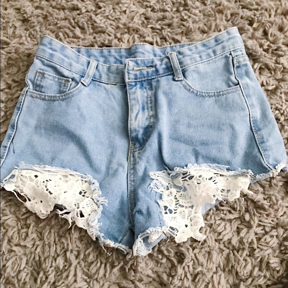 Denim shorts with lace